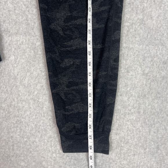 Vuori Medium Long Black Camo Performance Jogger Pockets Drawstring 4 Way Stretch - Picture 11 of 12